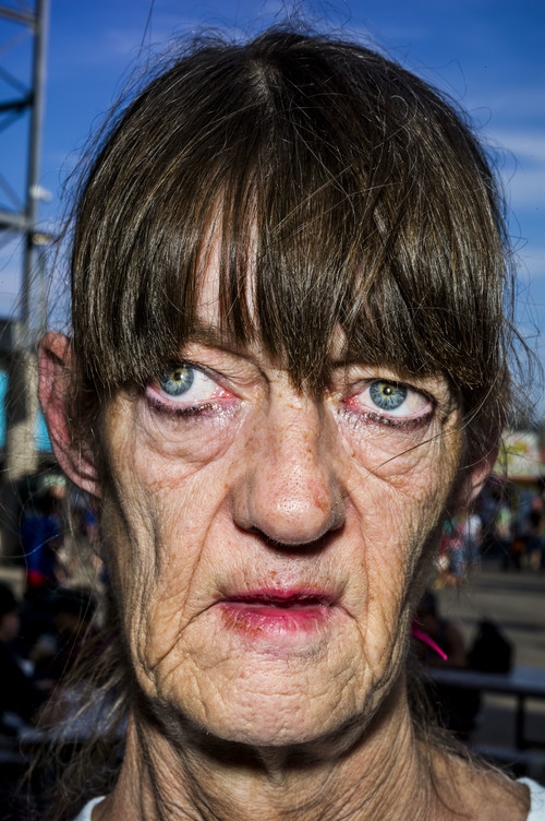 马格南摄影师硬闪捕捉丑陋面孔 来自街头的真实_高清图集_新浪网