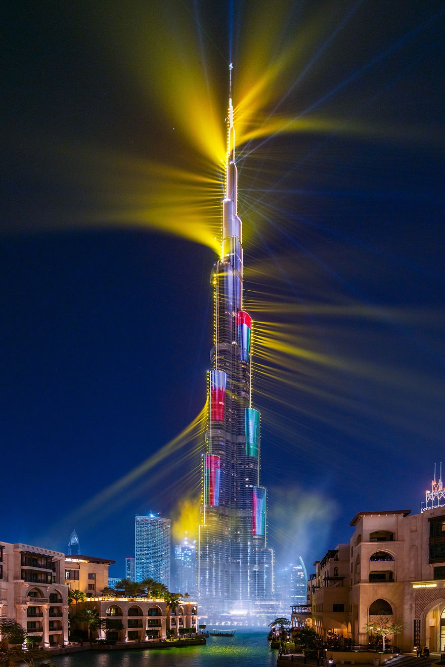 迪拜灯光秀图片