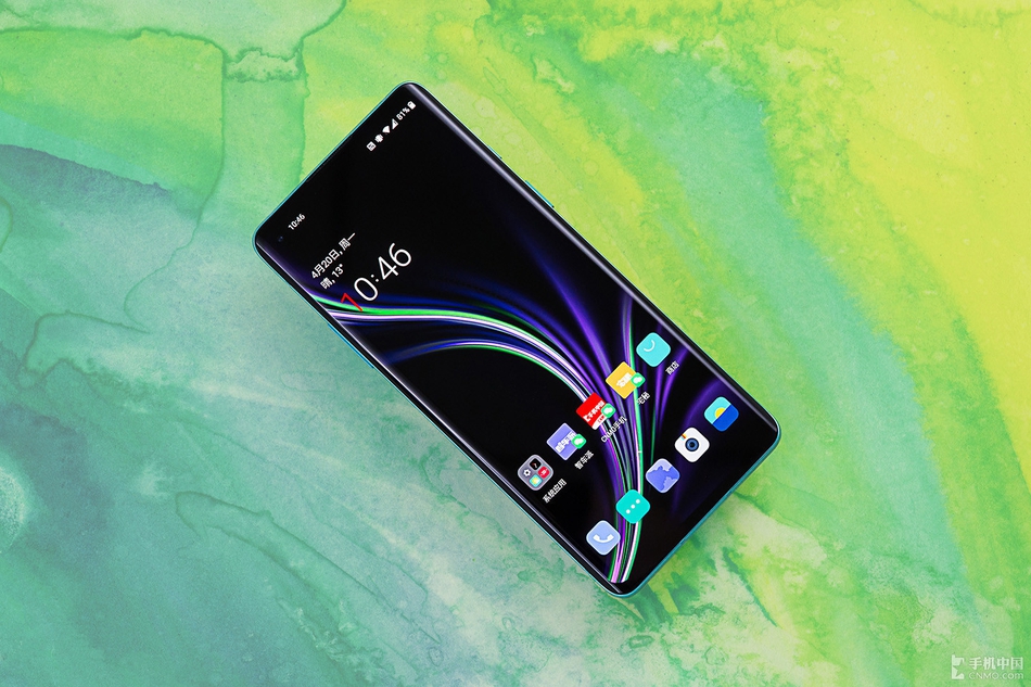 一加8图赏:用配色与手感成功征服挑剔用户-二手手机爱锋贝