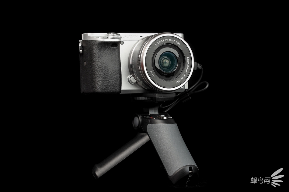 你身边的vlog神器 索尼a6400黑/银款开箱图赏