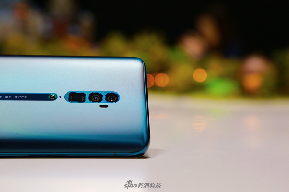无"刘海"无"下巴" oppo reno新机实拍图赏