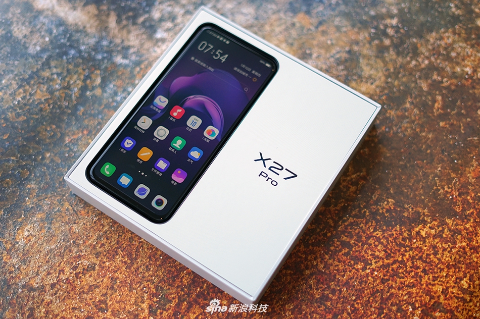 设计常说的"五彩斑斓的黑"什么样? vivo x27 pro黑珍珠图赏