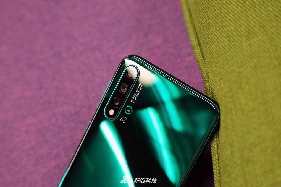 轻薄又高能 华为nova 5 pro绮境森林图赏