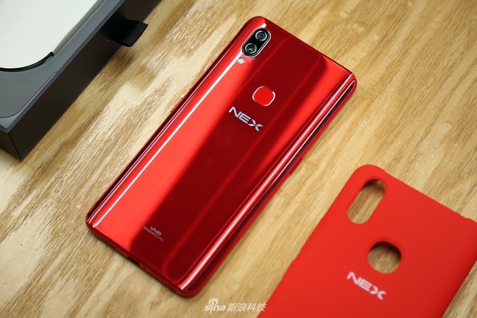 后置指纹 骁龙710 vivo nex宝石红版开箱图赏