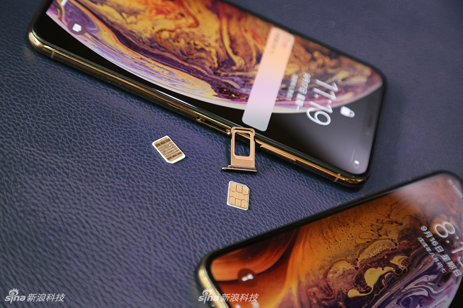 苹果iPhone XS/XS Max开箱图赏:新金色,更大屏