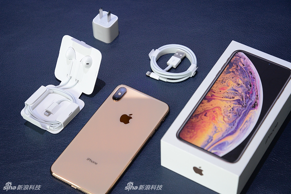 苹果iPhone XS/XS Max开箱图赏:新金色,更大屏 - iPhone XS,iPhone XS Max,开箱图赏 - IT之家