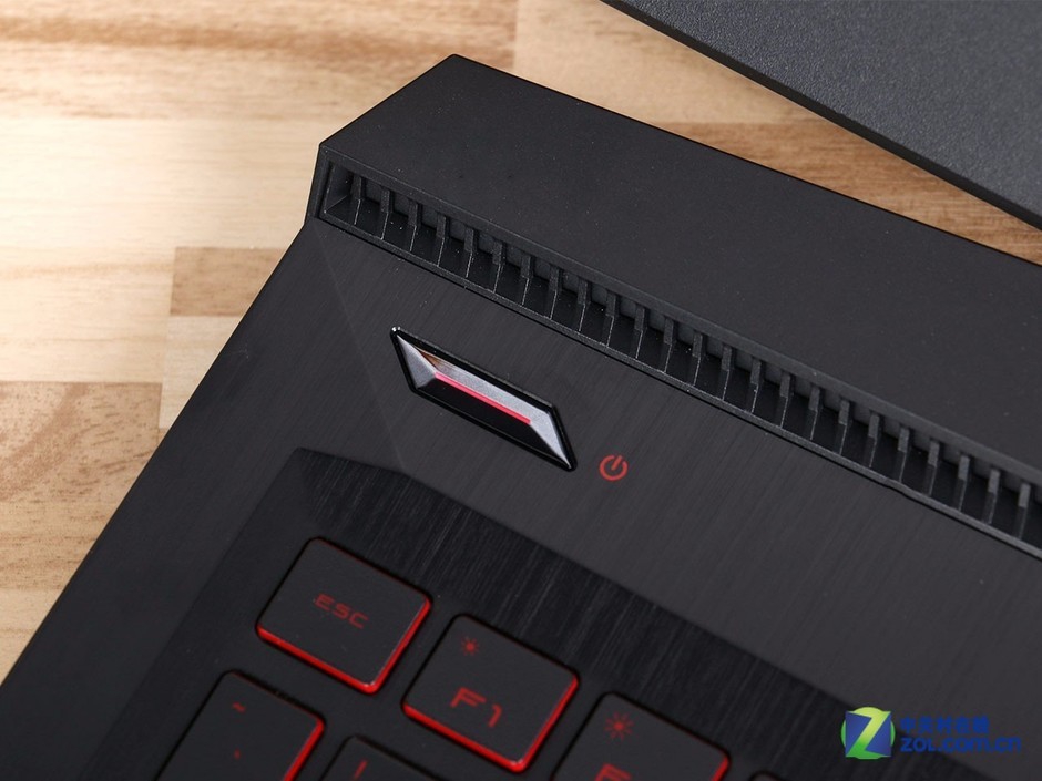 更强更霸气 惠普暗影精灵 iii代图赏