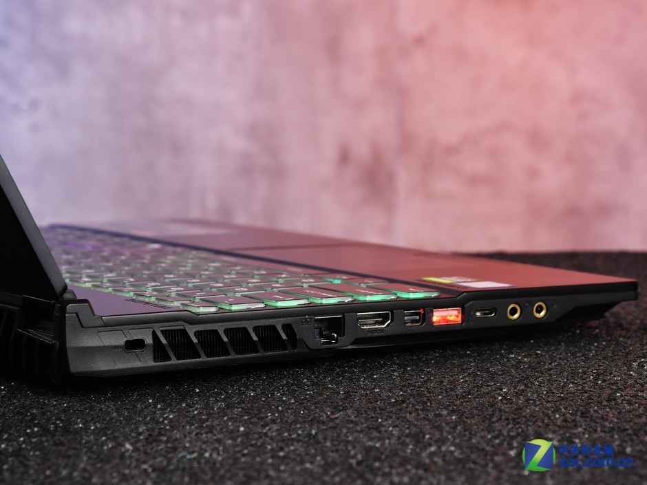 rtx2070240hz屏幕微星ge65游戏本图赏