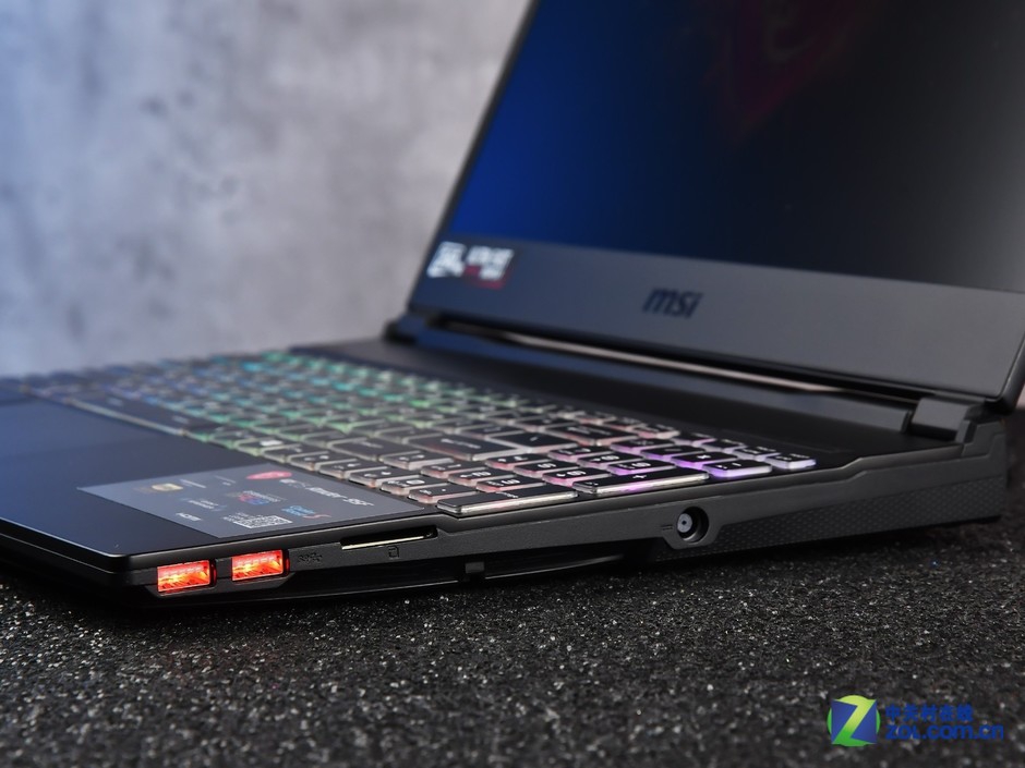 rtx2070240hz屏幕微星ge65游戏本图赏