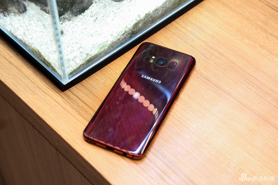 三星Galaxy S轻奢版开箱图赏:S9青春版?