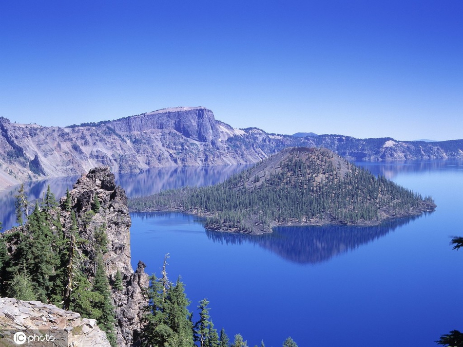 各国惊艳湖光水色美爆了!缤纷绚丽犹如调色盘