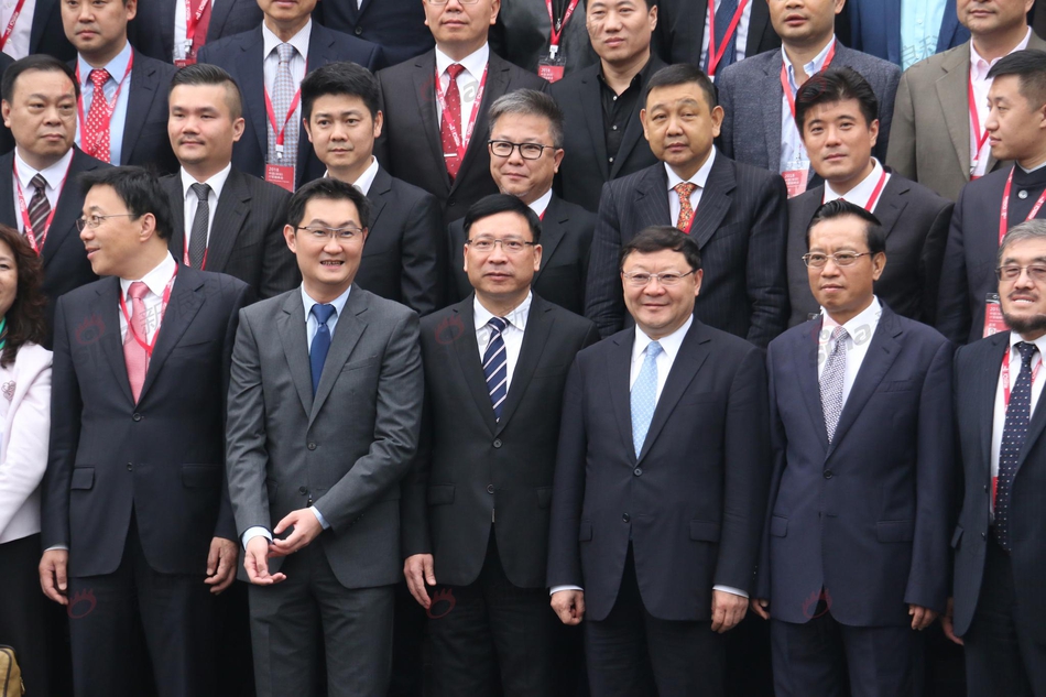 2018中国it领袖峰会开幕:马化腾等大佬出席并合影