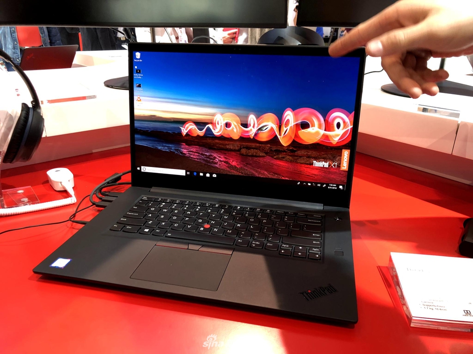 联想thinkpad x1 extreme笔记本现场图赏