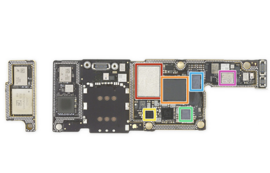 ▲iPhone XS 主板，橙色部分为基带芯片. 图片来自：iFixit