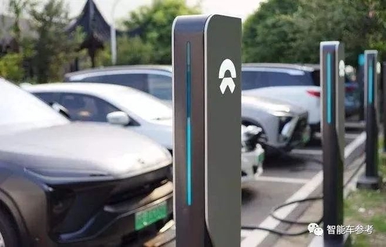 创事记|特斯拉超充向所有车开放,马斯克一年多赚1600亿,老车主:?