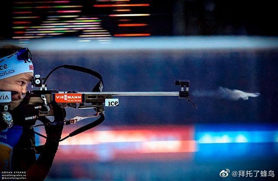 尼康z9实拍子弹飞出瞬间