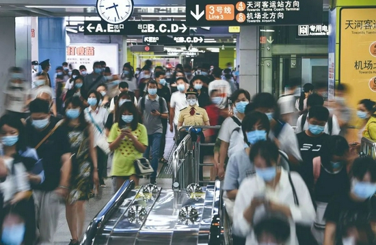 半月谈|话音刚落，广告就到了，手机App在“偷听”我们吗？