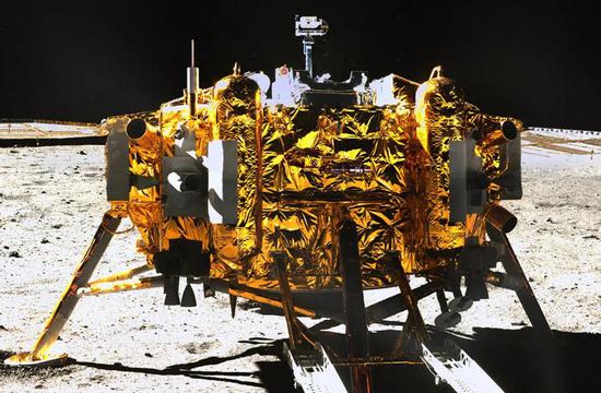 登陆月球的嫦娥三号着陆器