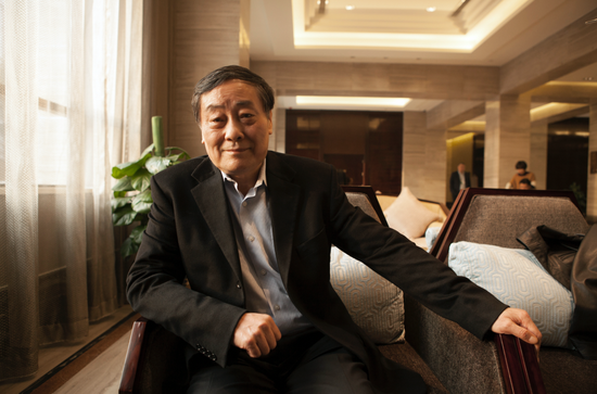 宗庆后：民企要给员工加工资