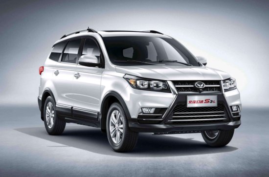 “鲶鱼”特斯拉终成“鲨鱼”，蔚小理迪：巧了，我们也是