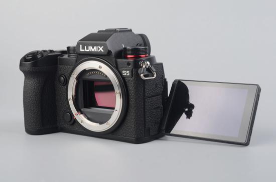 入门全幅搅局者松下lumixs5评测