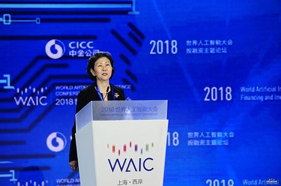 周凯旋:维港赚钱归李嘉诚基金会 亏钱是李嘉诚