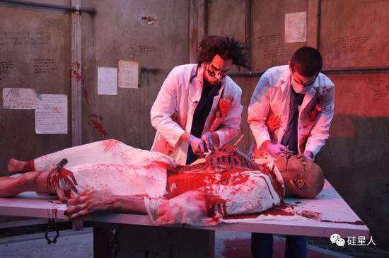 2015年,乔布斯家上演"现场解剖"