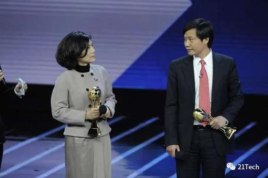 [新浪科技综合]亮点太多！回到2010年，雷军做了什么？新浪科技综合2020-08-12 09:18:040阅