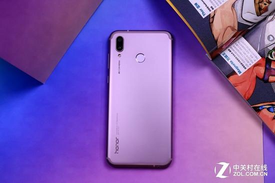 酷玩新系列身怀绝技 荣耀Play全面评测(2)