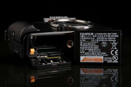 富士X-T100电池