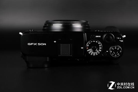 富士GFX 50R机身顶部