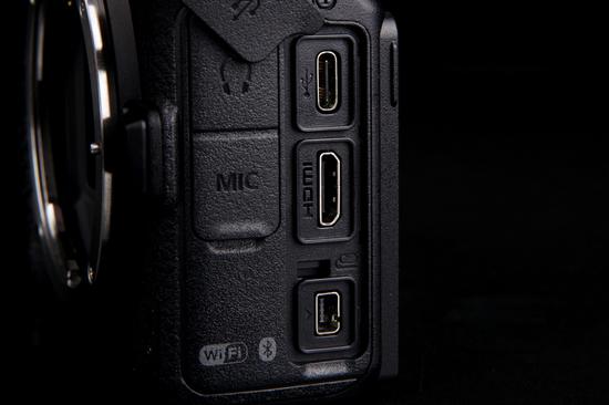 尼康Z6 Type-C USB接口、C型HDMI接口及遥控接口