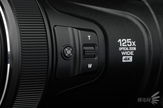 尼康P1000变焦快速复位键