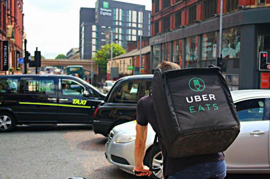客户需求强劲  Uber Eats将扩大星巴克配送服务范围