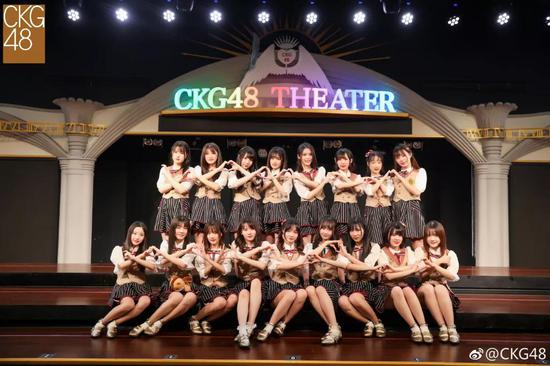 SNH48迎来分团解散,“没有千八百万别来玩偶像”?