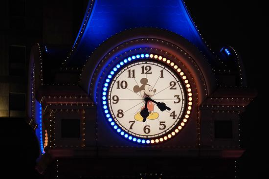 镜头:SEL18135 焦距:115mm ISO:2500 光圈:F6.3 快门:1/200s