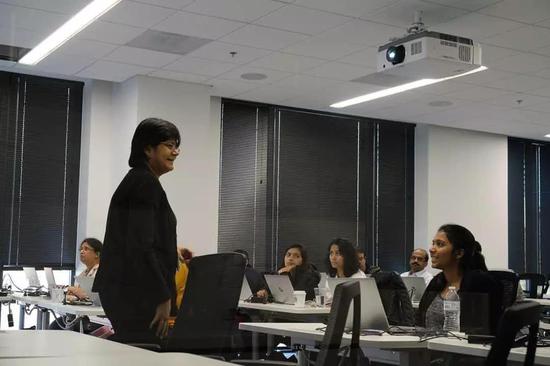 当你还认为印度土味时,资本家正在沉默下注 当你还认为印度土味时,资本家正在沉默下注