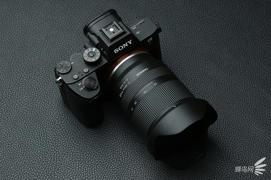 腾龙17-28mm f/2.8 Di III RXD搭配索尼Alpha 7R III