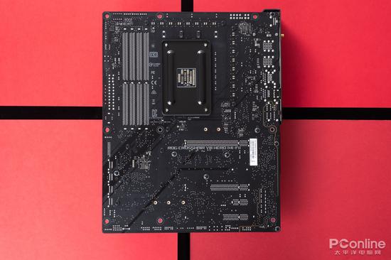 华硕rogc8hwifi主板评测纯血rog中最超值的一款