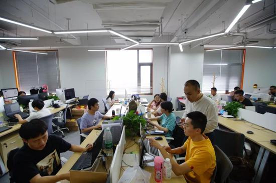 熊猫星厨位于酒仙桥的办公室。摄影：邓攀