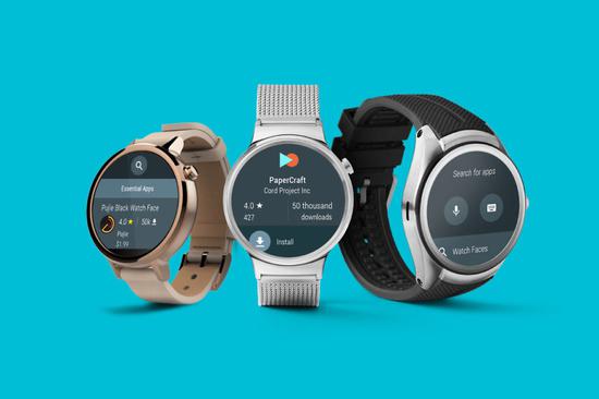 当年 Android Wear 宣传中 Moto 360 就扮演了重要角色 