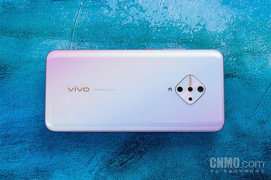vivo Y9s评测:4800万菱形四摄+4500mAh大电池
