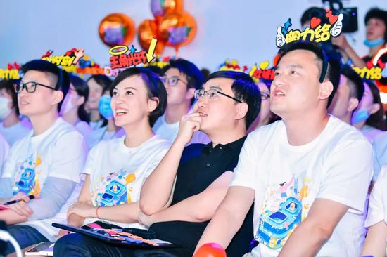精彩的吐槽戳中了大家的笑点