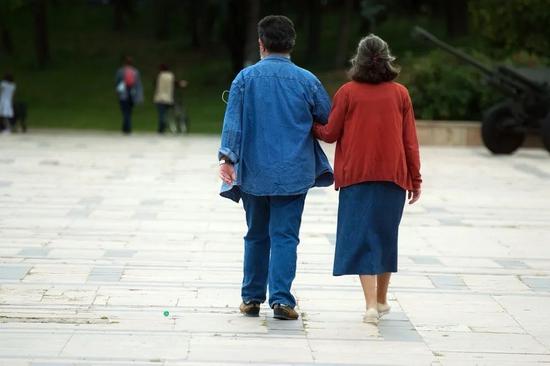 女性比男性更容易得阿尔茨海默病?