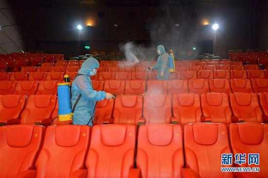 「新浪科技综合」北京5元起重享大银幕 明天你会去看电影吗?新浪科技综合2020-07-23 17:36:490阅