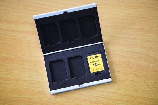 新浪科技综合：东芝存储的延续 铠侠EXCERIA PRO SD卡评测新浪科技综合2020-09-01 06:53:040阅