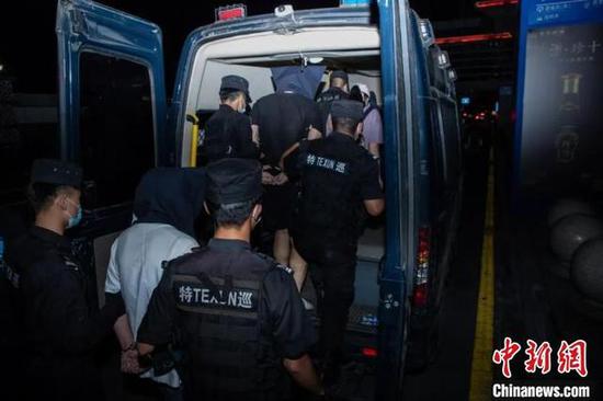 贵阳警方打掉特大跨境“杀猪盘”团伙 涉案金额超2亿元