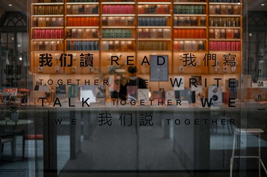 新浪科技综合|轻松随行 铭匠光学APS-C 35mm F1.4镜头评测