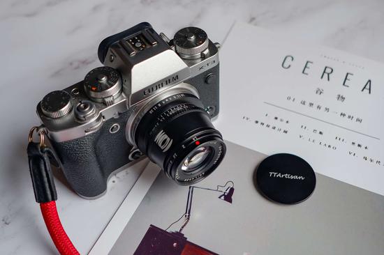 新浪科技综合|轻松随行 铭匠光学APS-C 35mm F1.4镜头评测