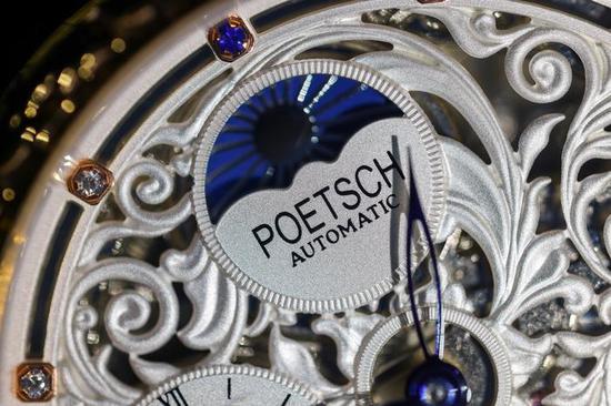 新浪科技综合|最大1.4倍放大倍率 佳能RF100mm F2.8 L MACRO IS USM评测